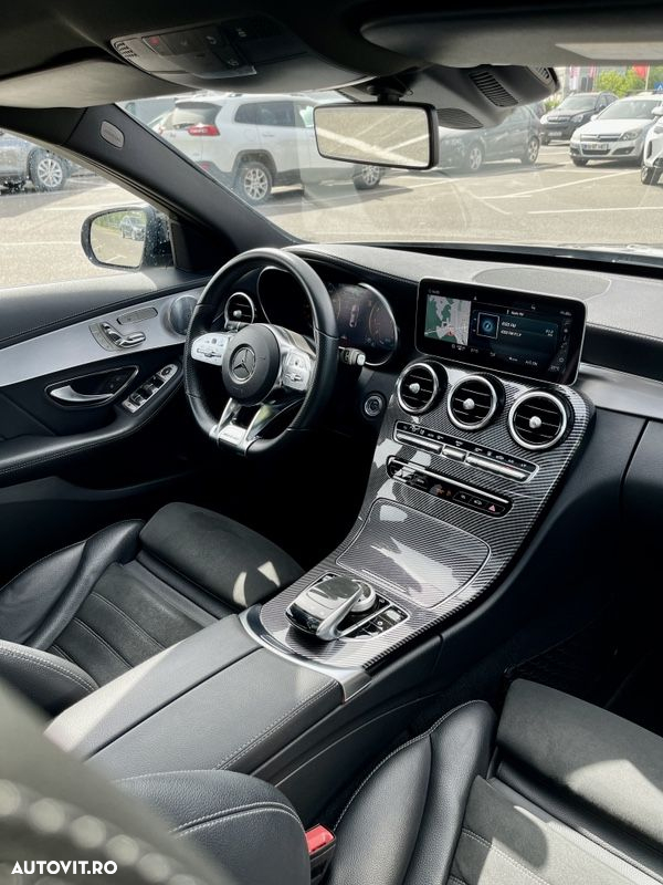 Mercedes-Benz C 300 9G-TRONIC AMG Line - 9