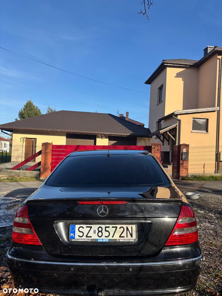 Mercedes-Benz Klasa E 320 CDI 4-Matic Avantgarde - 25