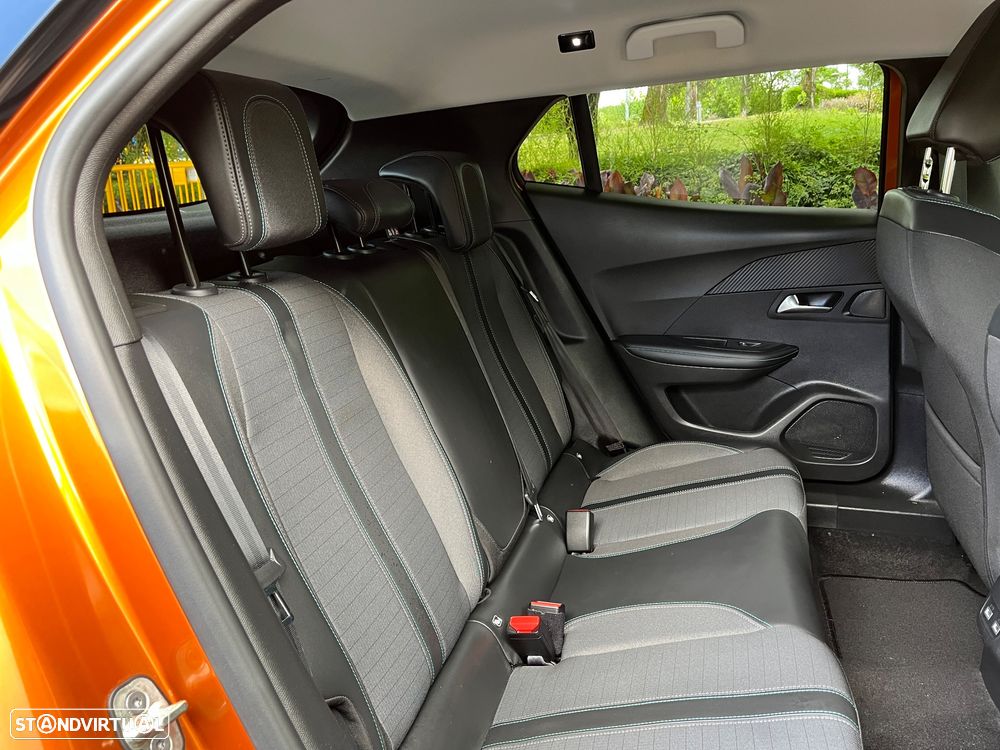 Peugeot 2008 PureTech 130 EAT8 Allure Pack - 27