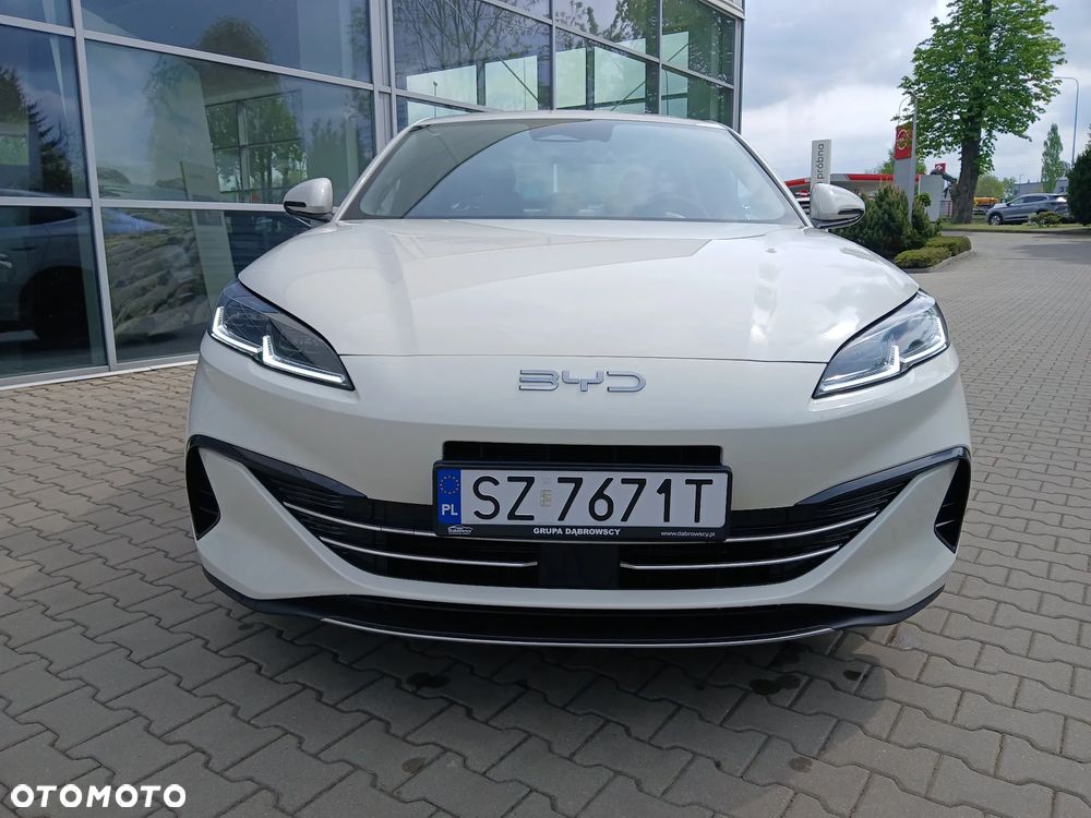BYD Seal 6 - 7