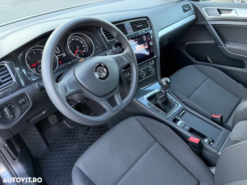 Volkswagen Golf - 7