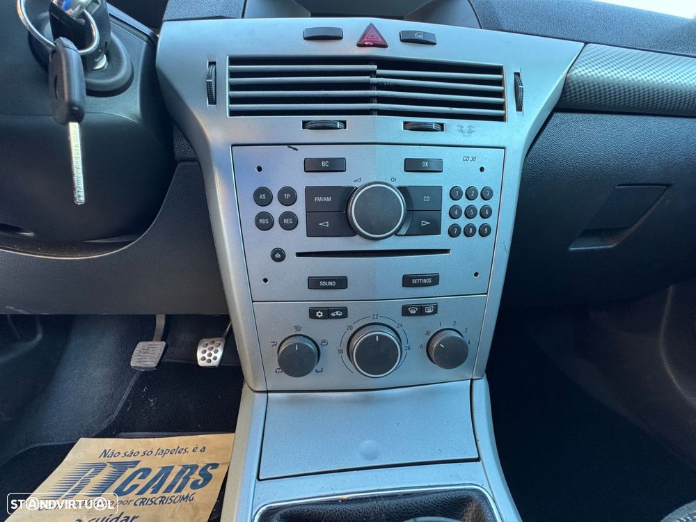 Opel Astra GTC 1.3 CDTi - 18