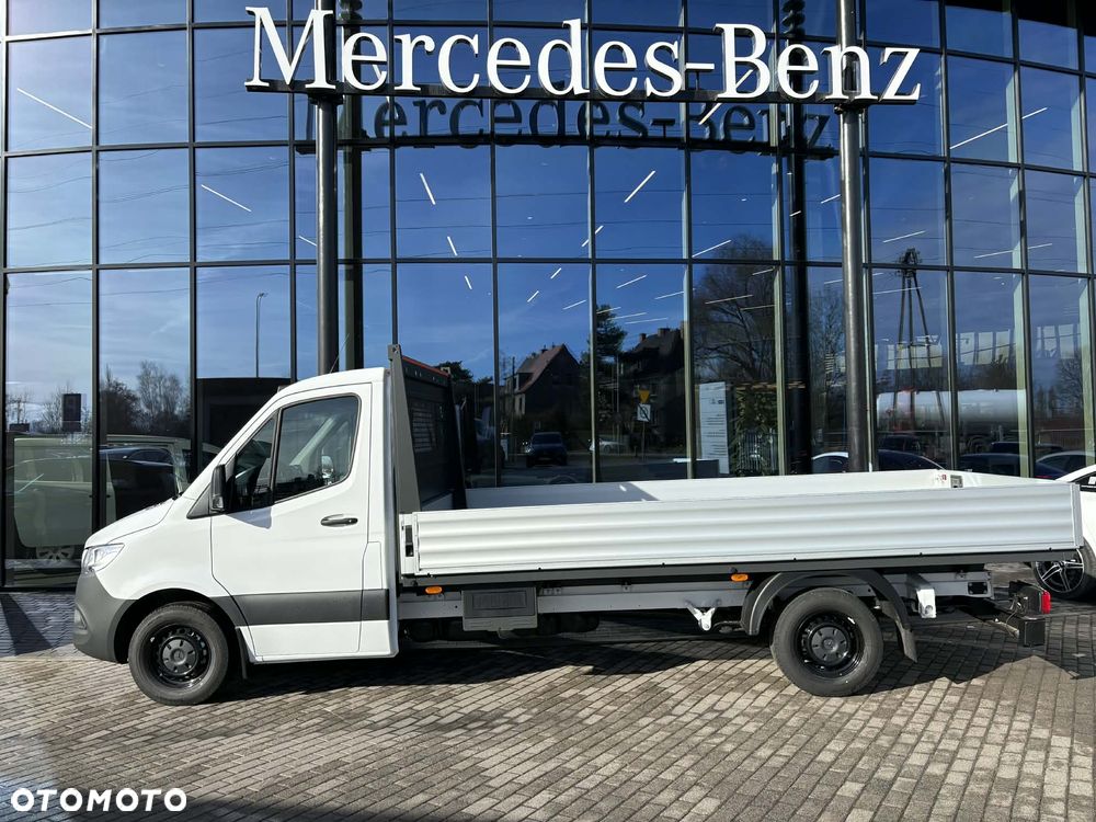 Mercedes-Benz Sprinter - 2