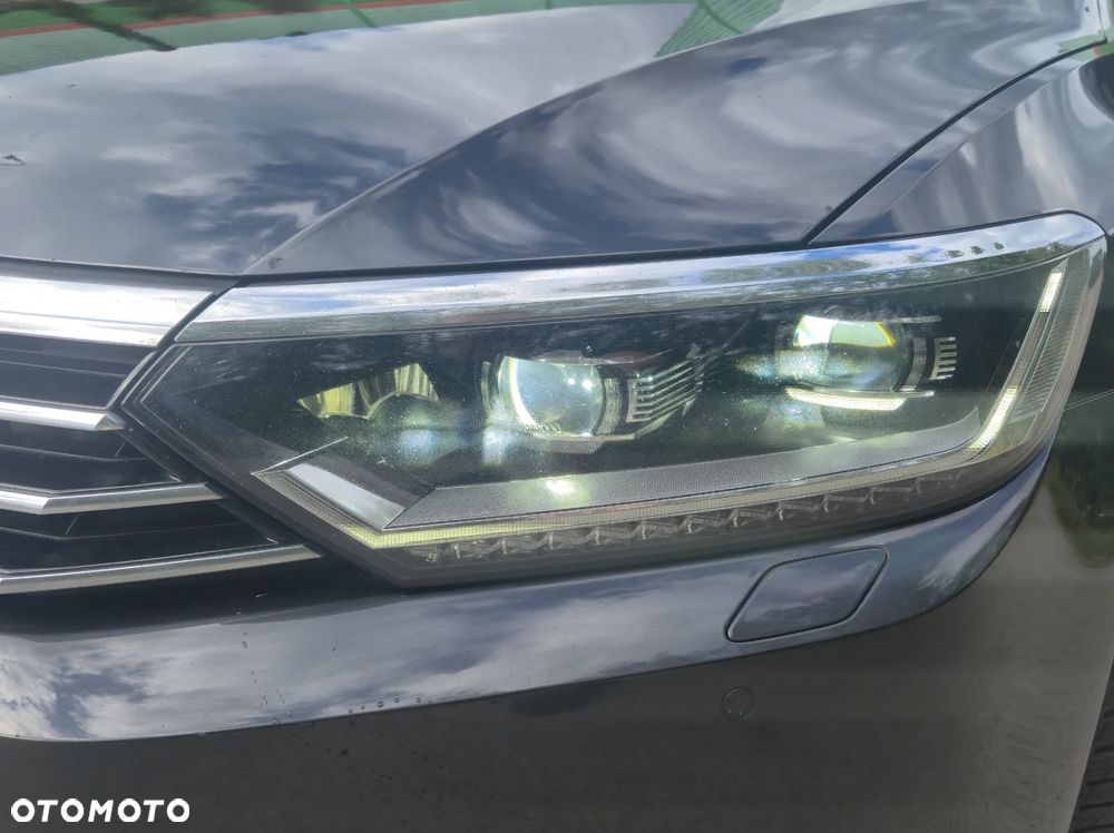 Volkswagen Passat - 6