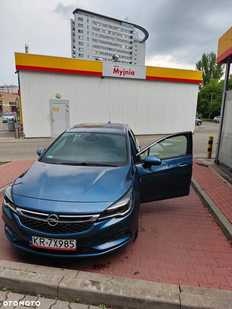 Opel Astra 1.6 T Dynamic S&S - 11