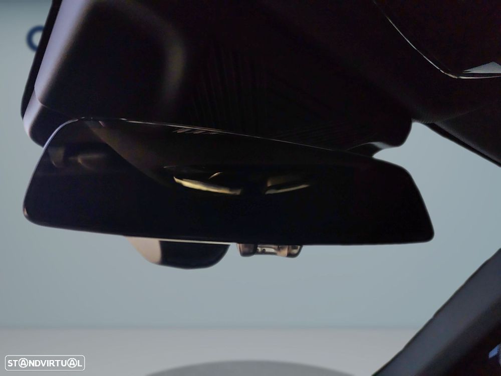 BMW 520 d Pack Desportivo M Pro - 33