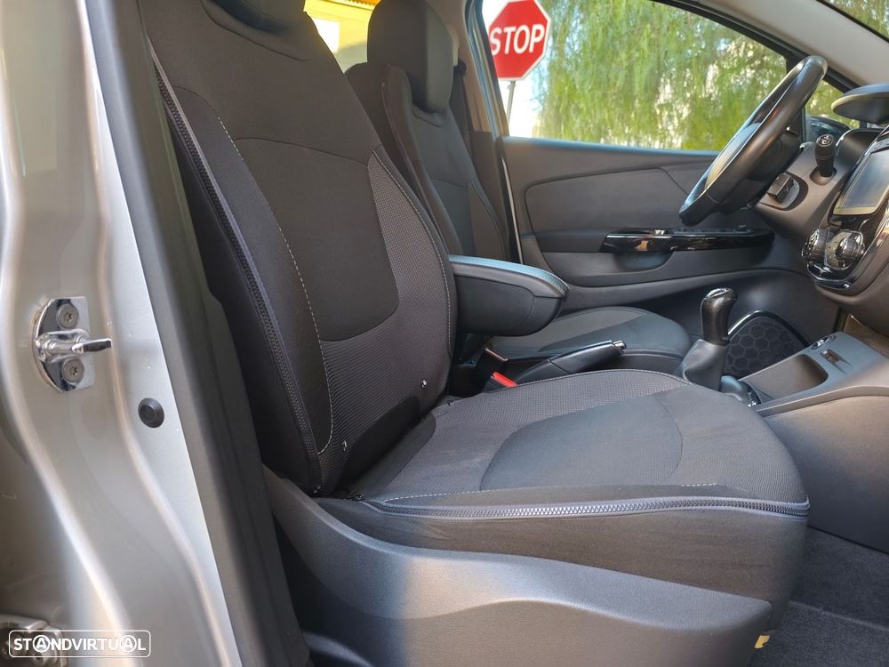 Renault Captur 1.5 dCi Exclusive - 14