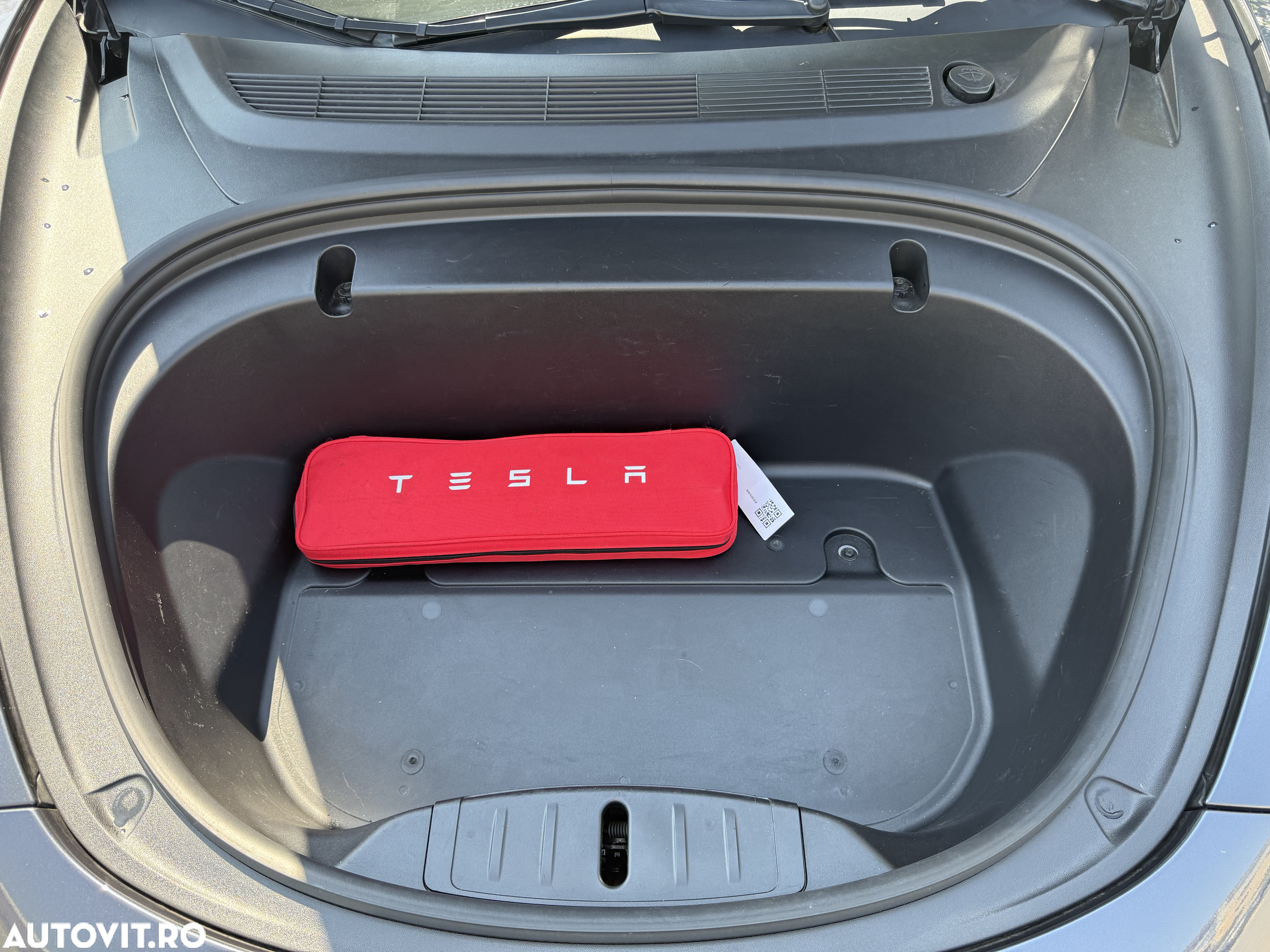 Tesla Model 3 AWD Dual Motor - 10