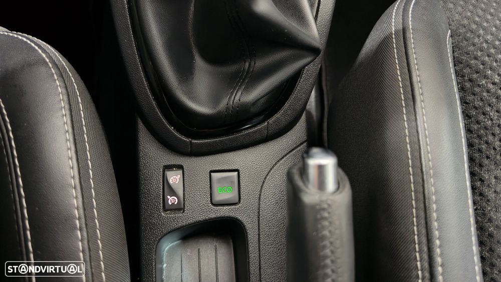 Renault Clio (Energy) TCe 90 Start & Stop INTENS - 27