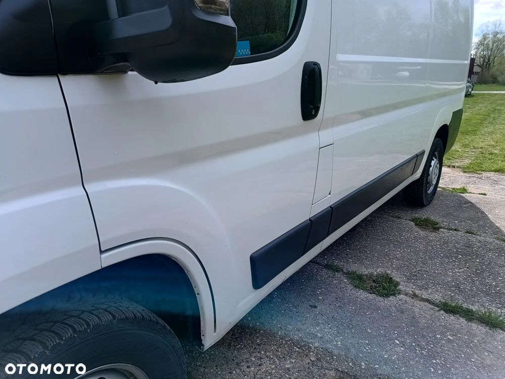 Peugeot Boxer 2.0 diesel 163kM, manual, końcówka 2016roku, WEBASTO, HAK, UDOKUMENTOWANY NIEWIELKI PRZEBIEG! 100% ORGINALNY LAKIER! AUTO SPRAWNE !! - 15