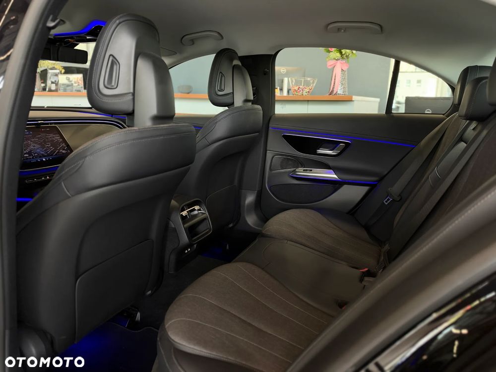 Mercedes-Benz Klasa E 200 mHEV Avantgarde 9G-Tronic - 13