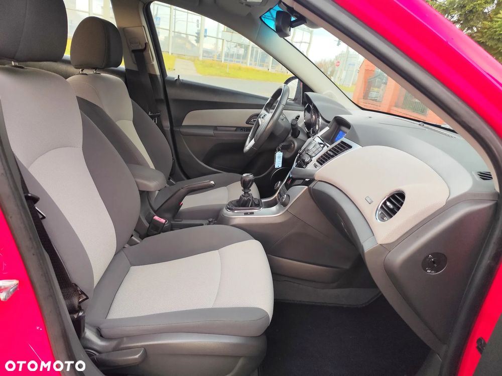 Chevrolet Cruze 1.8 LT - 6