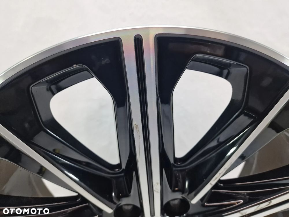 AUDI Q4 RS RSQ4 89A 8JX20H2 ET45 ET 45 FELGA ALUMINIOWA 20 CALI 20" POJEDYNCZA , NR 89A601025K / 89A601025 K , NR AUKCJI FELGA1 - 2
