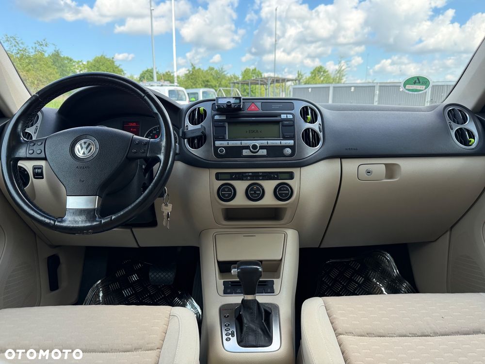 Volkswagen Tiguan - 6
