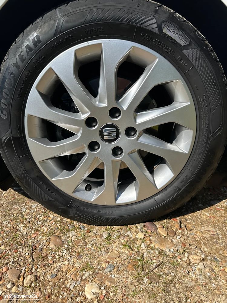 SEAT Leon 1.6 TDI Reference Ecomotive - 11