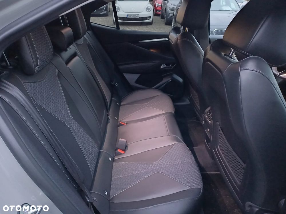 DS Automobiles DS 4 Crossback - 13