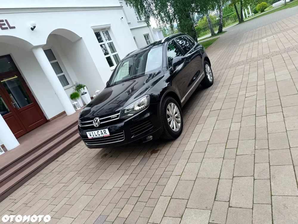 Volkswagen Touareg - 17