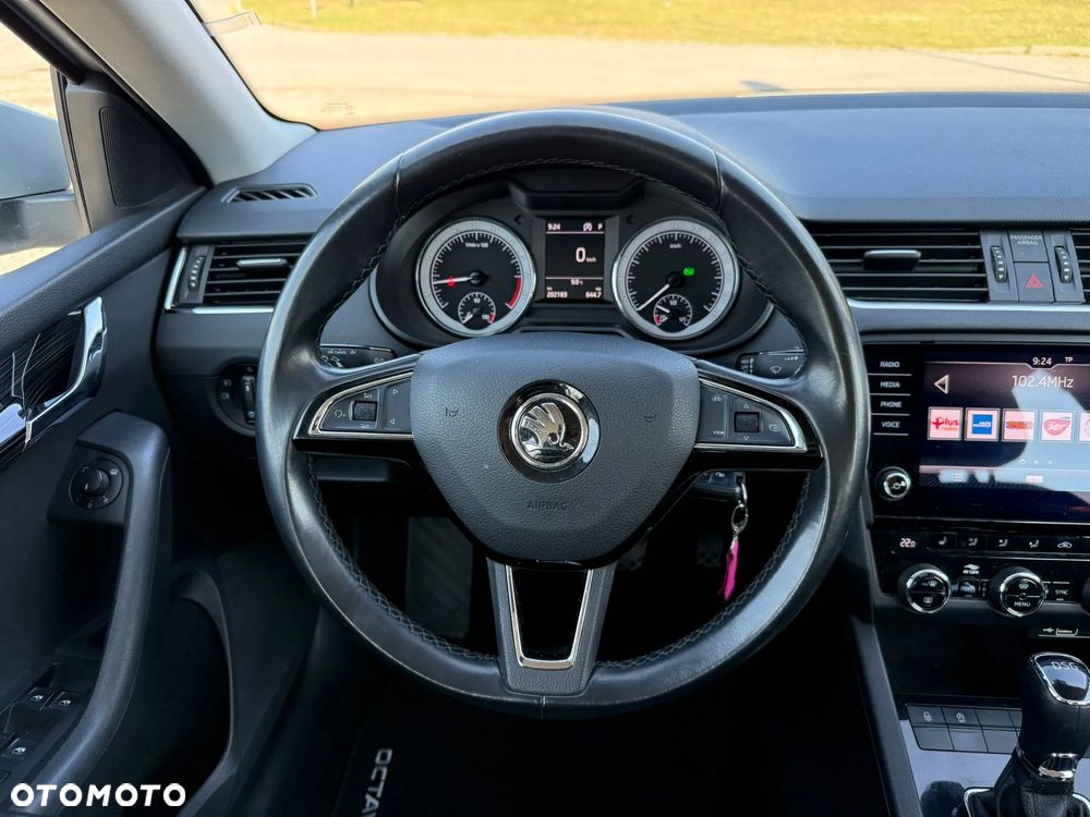 Skoda Octavia 2.0 TDI Style DSG - 13