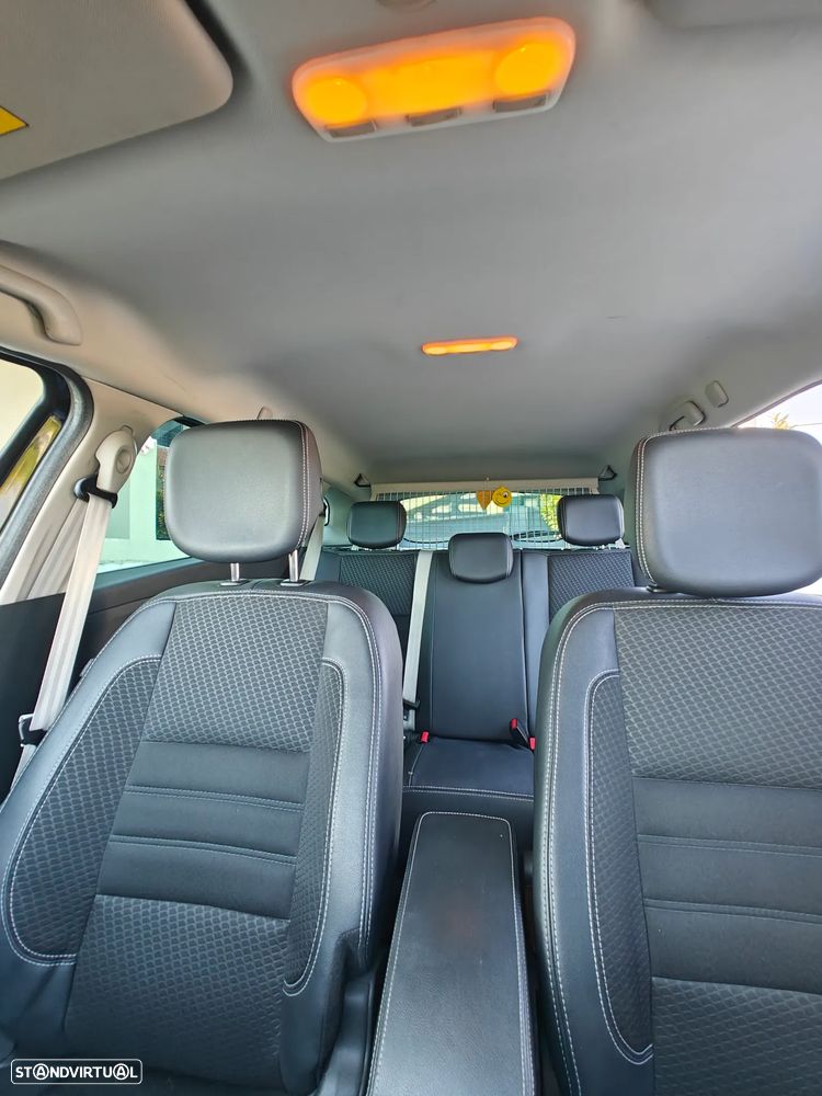 Renault Mégane Sport Tourer ENERGY dCi 110 EDC BOSE EDITION - 6