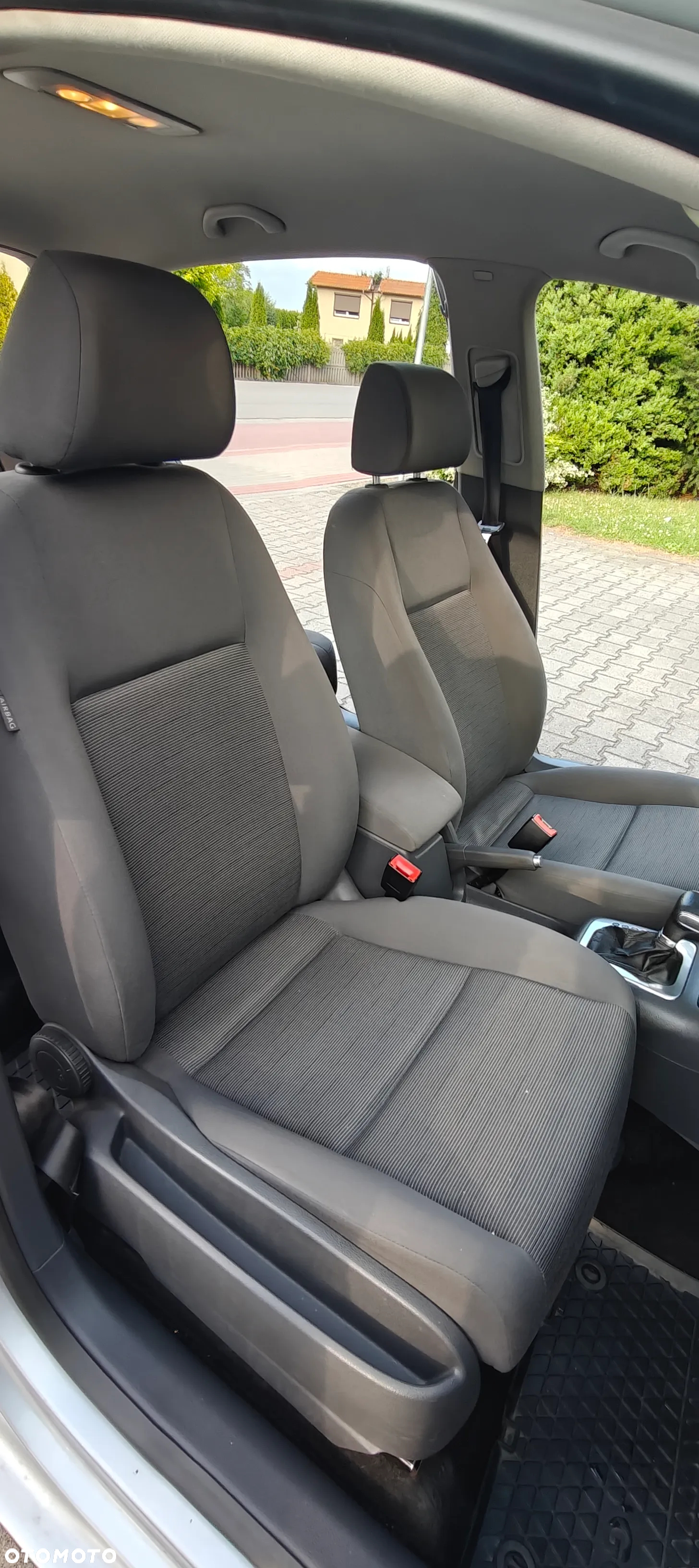 Volkswagen Golf Plus - 8