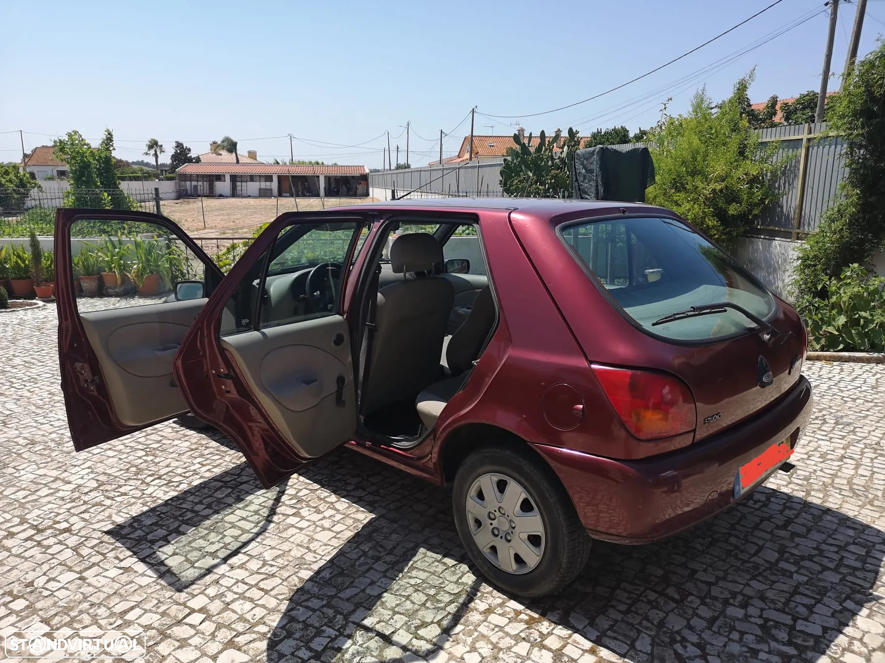 Ford Fiesta 1.25 Studio - 14