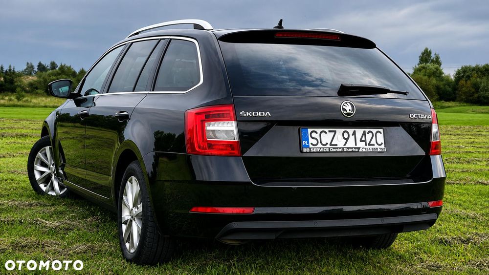 Skoda Octavia 2.0 TDI SCR Clever DSG - 4