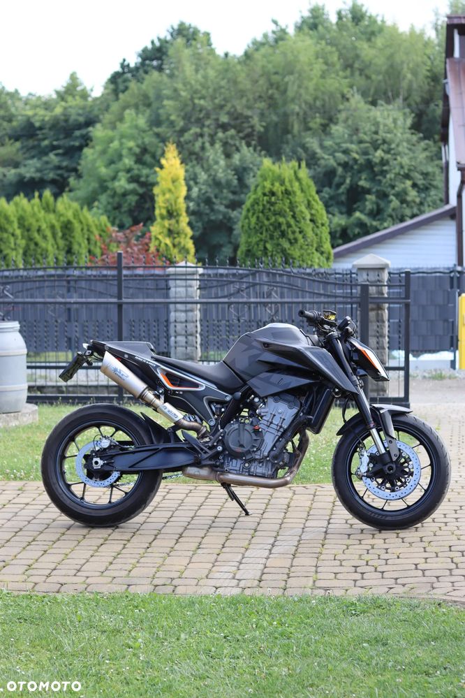 KTM Duke 790 - 4