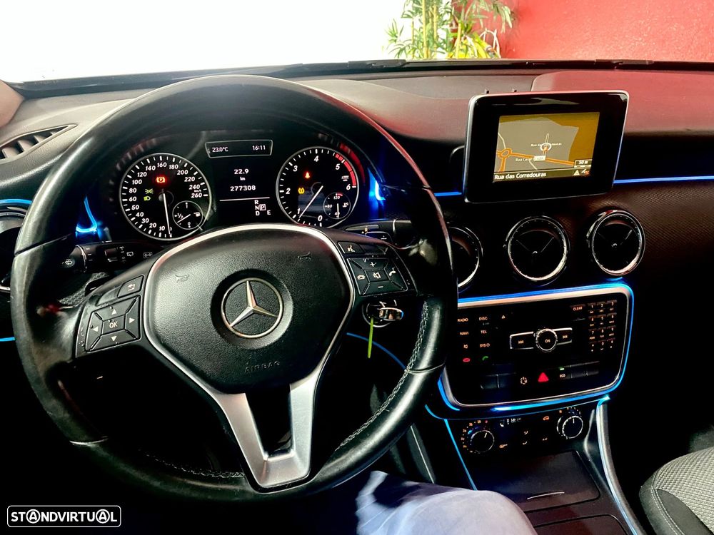 Mercedes-Benz A 180 - 24