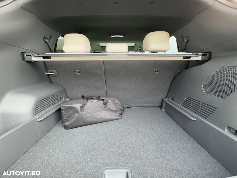 Kia EV3 81.4 kWh 4x2 AT GT Line - 39