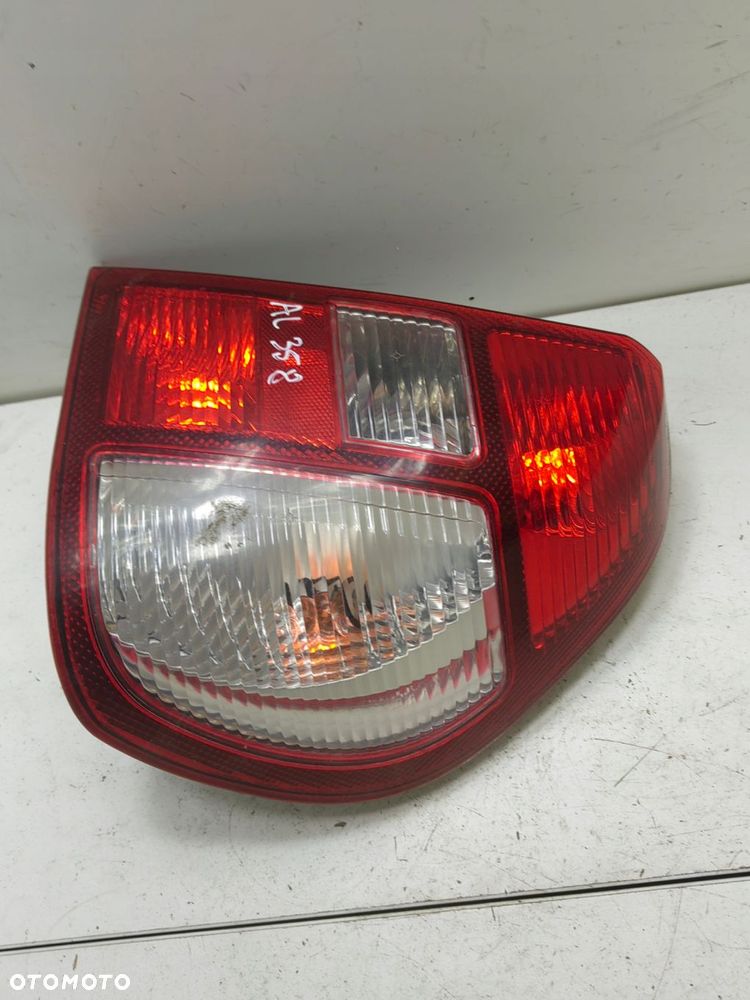 lampa tyŁ prawa renault thalia lift - 2