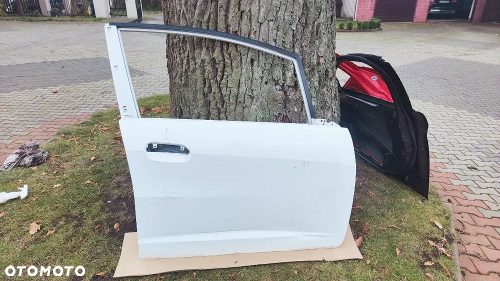 Drzwi prawy przod prawe przednie honda jazz 08-