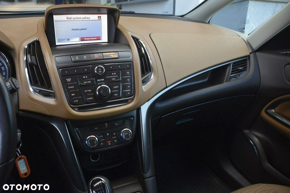 Opel Zafira 2.0 CDTI Cosmo - 24