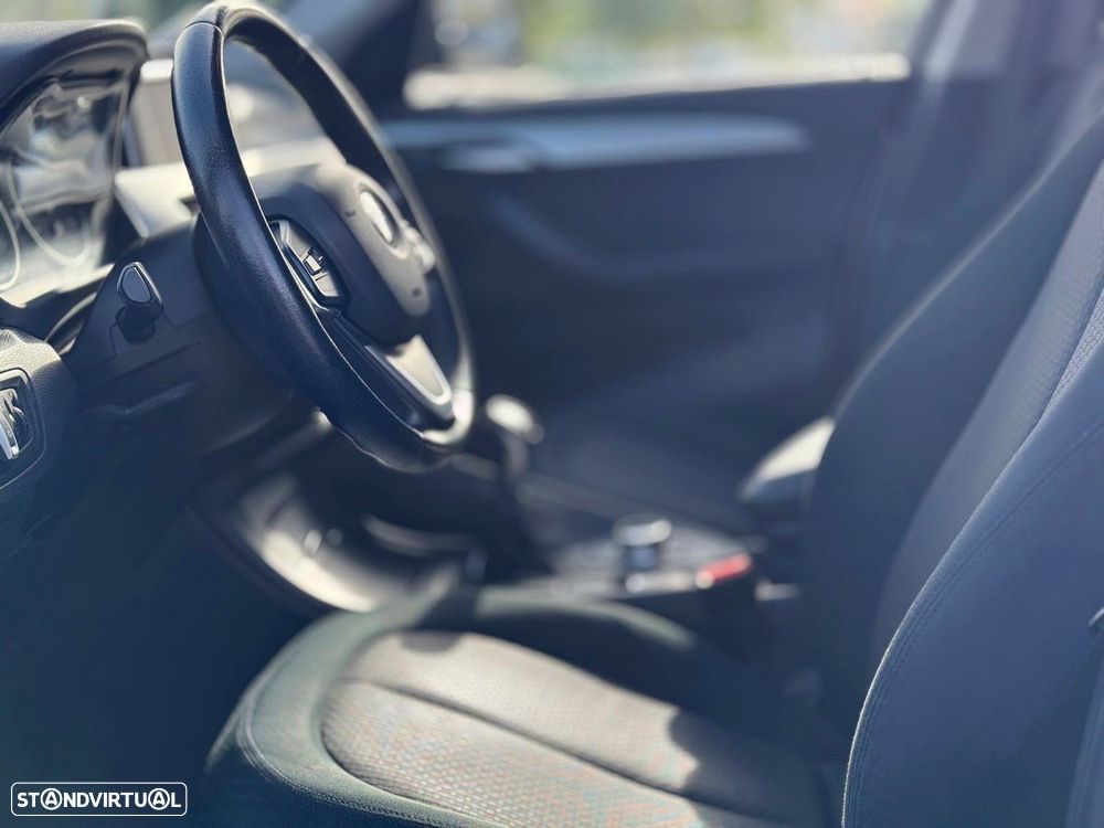 BMW X1 16 d sDrive - 12