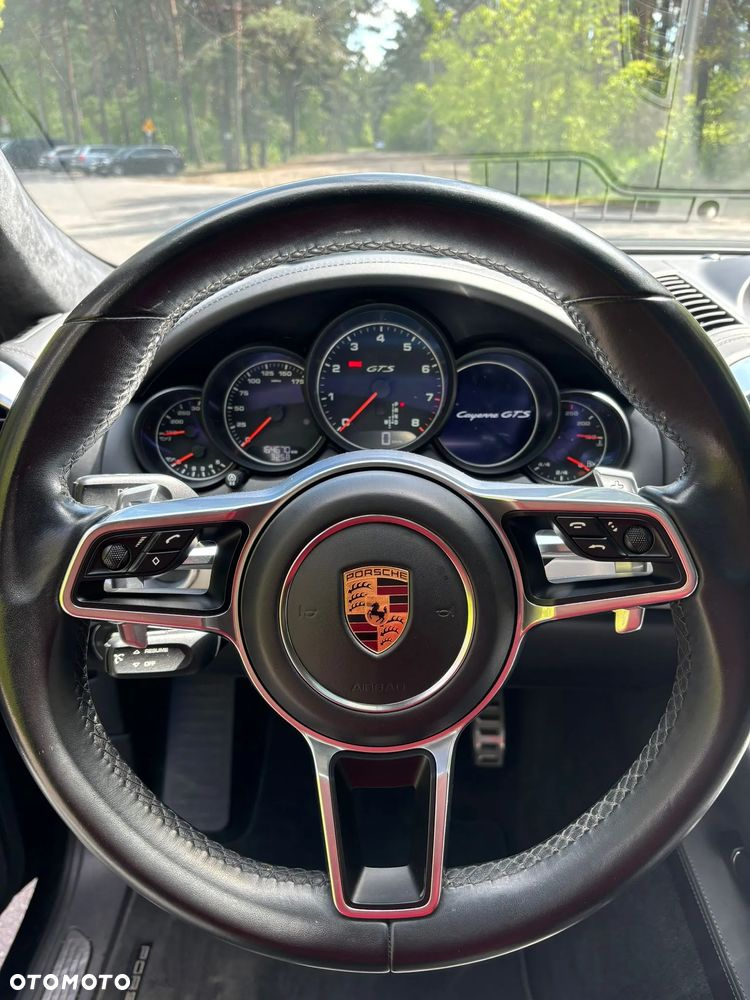 Porsche Cayenne GTS - 8