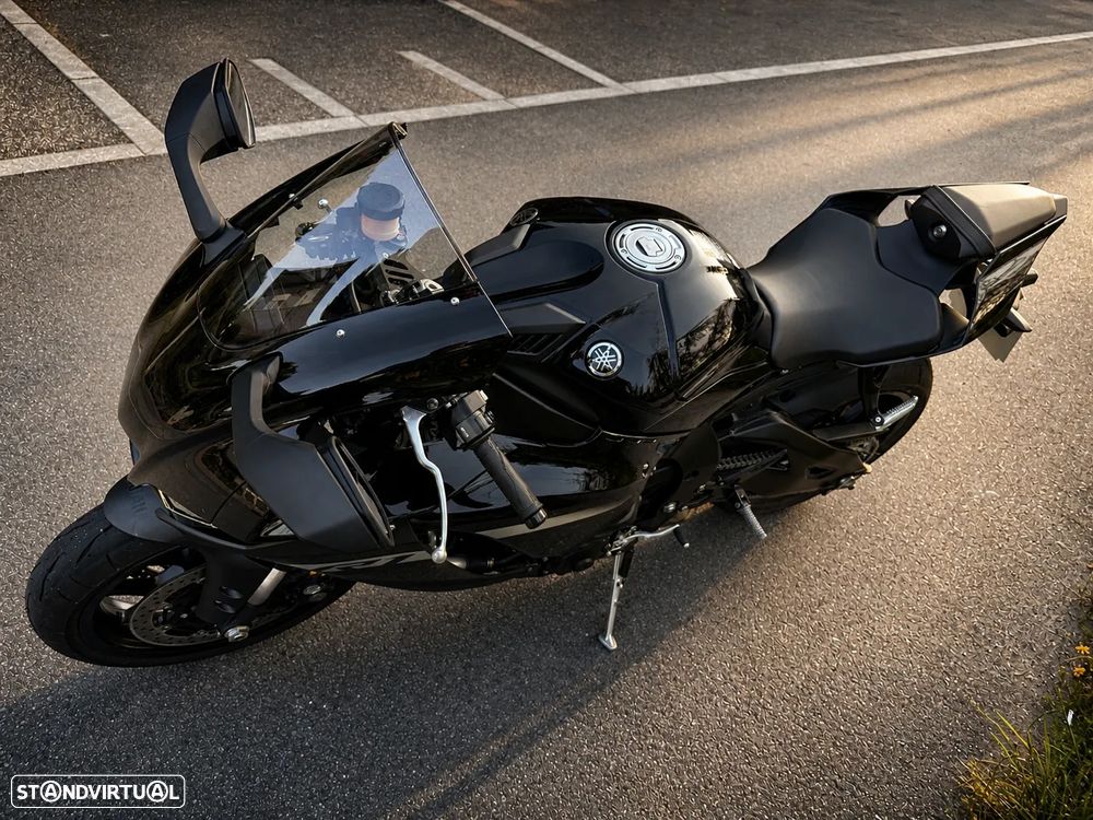 Yamaha YZF R1 - 26