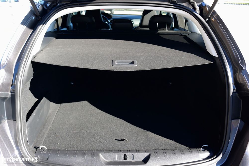 Peugeot 308 SW 1.5 BlueHDi Allure - 26