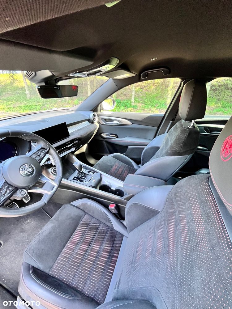 Alfa Romeo Tonale 1.5 T4 GSE mHEV Veloce DCT - 8