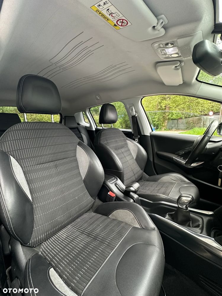 Peugeot 2008 120 VTI Allure - 11