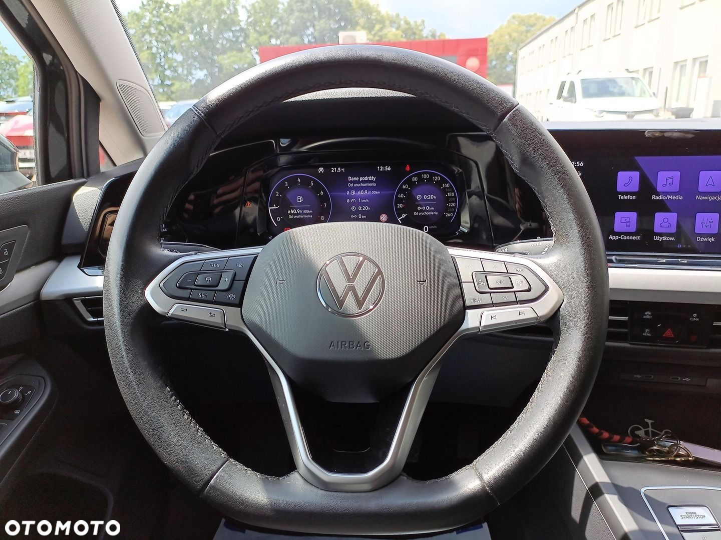 Volkswagen Golf - 17