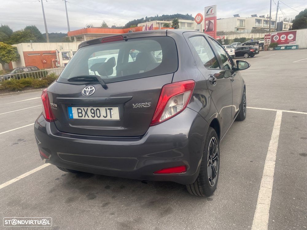 Toyota Yaris 1.4 D-4D Comfort+Navi 99g - 3