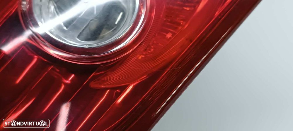 FAROLIM TRASEIRO DIREITO INFINITI Q50 Q50 - 7