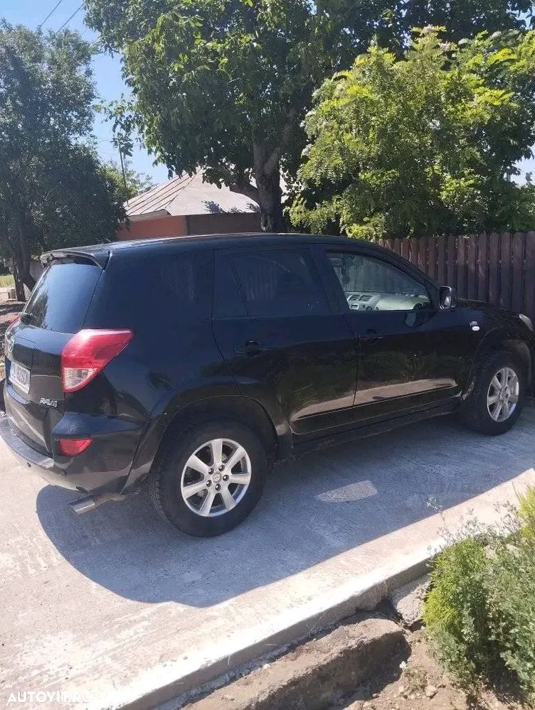 Toyota RAV4 2.2 D-4D Confort - 6