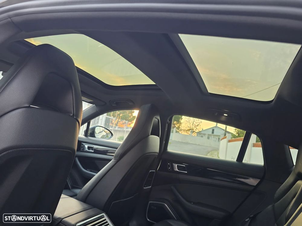 Porsche Panamera 4 E-Hybrid Executive - 25