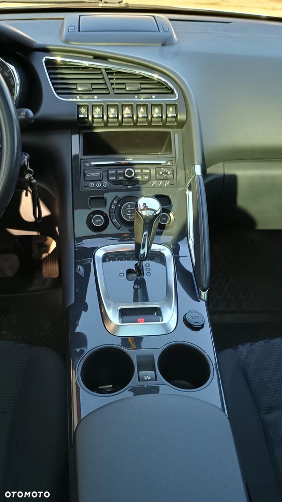 Peugeot 3008 e-HDi FAP 110 EGS6 Stop&Start Active - 12