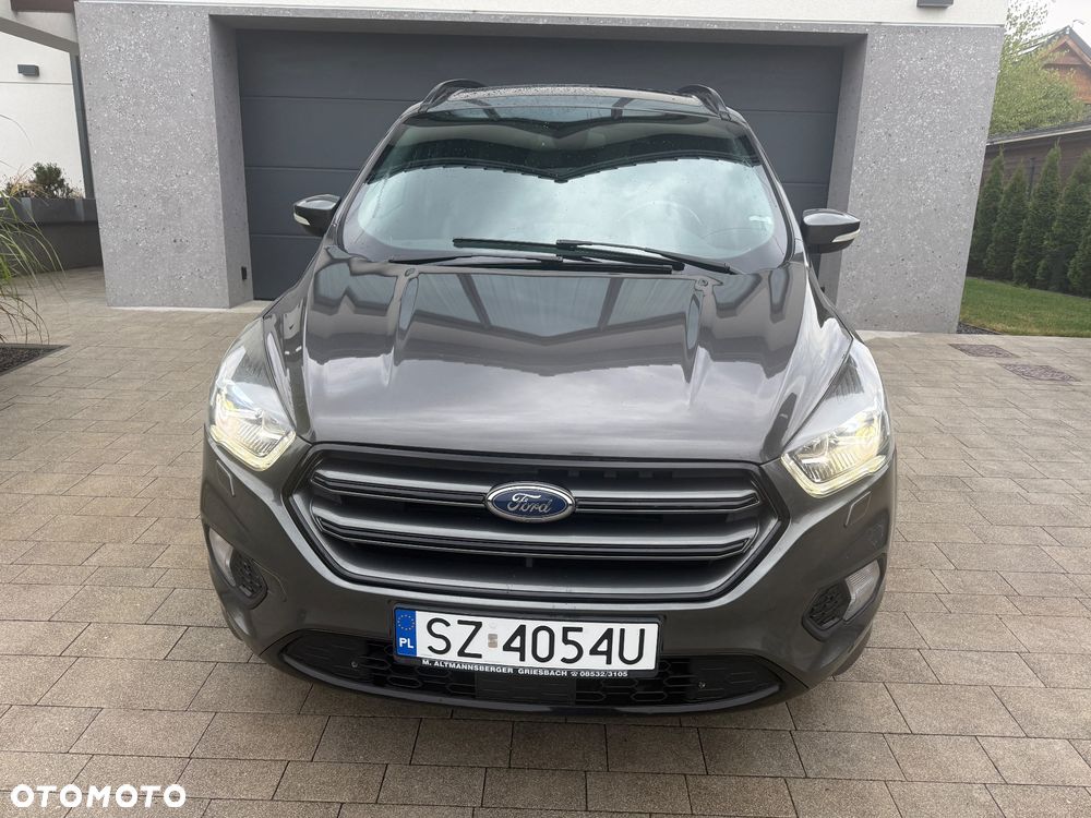 Ford Kuga 2.0 TDCi AWD ST-Line - 4
