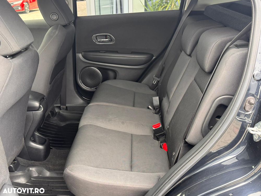 Honda HR-V 1.5 i-VTEC 4x2 CVT Elegance - 19
