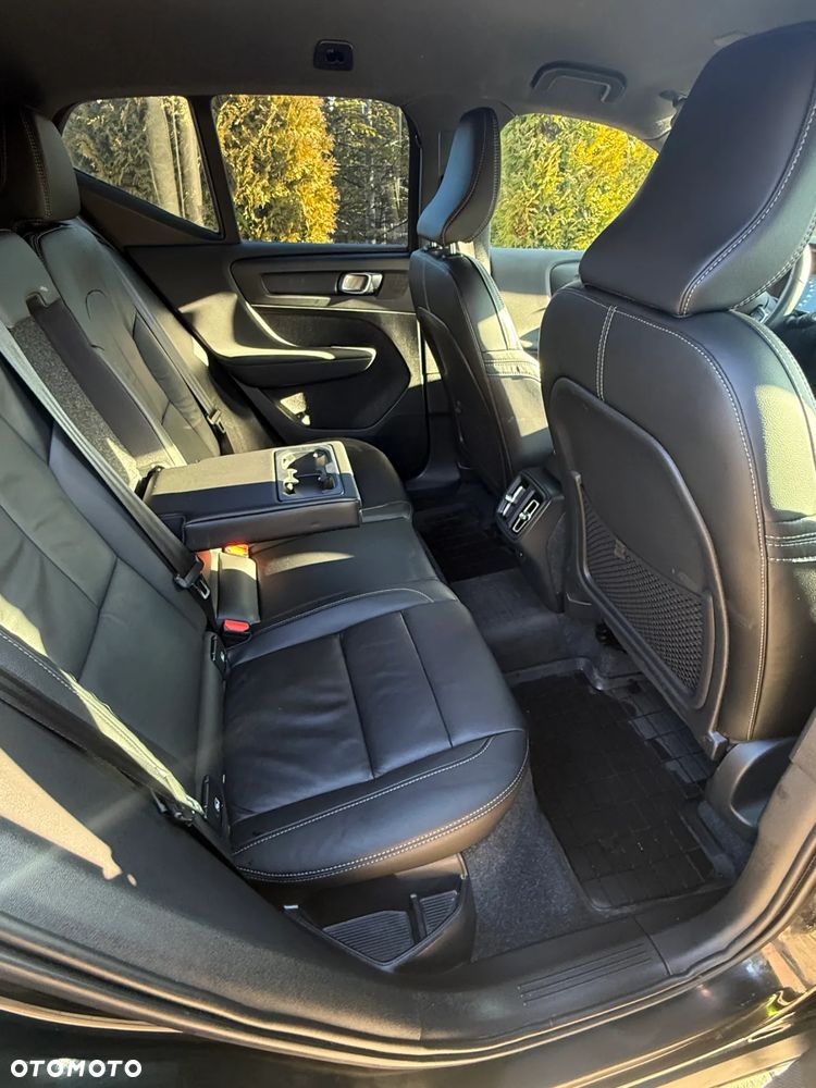 Volvo XC 40 B4 B R-Design - 18