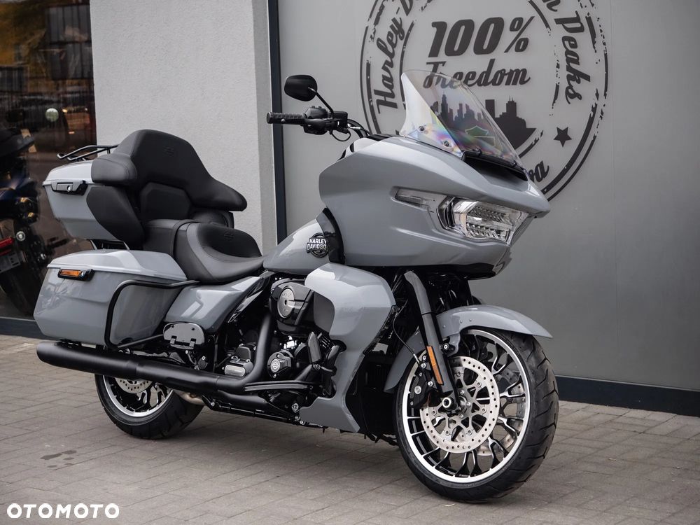 Harley-Davidson Touring Road Glide - 4