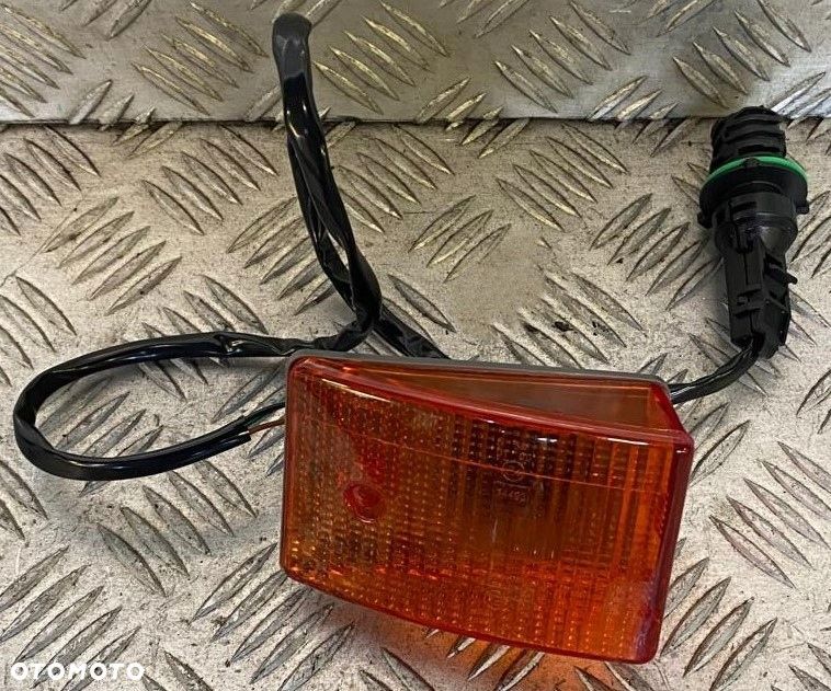 KIERUNKOWSKAZ/MIGACZ LEWY + PRZEWÓD MERCEDES ACTROS MP2 MP3 td03-50-001lw - 1