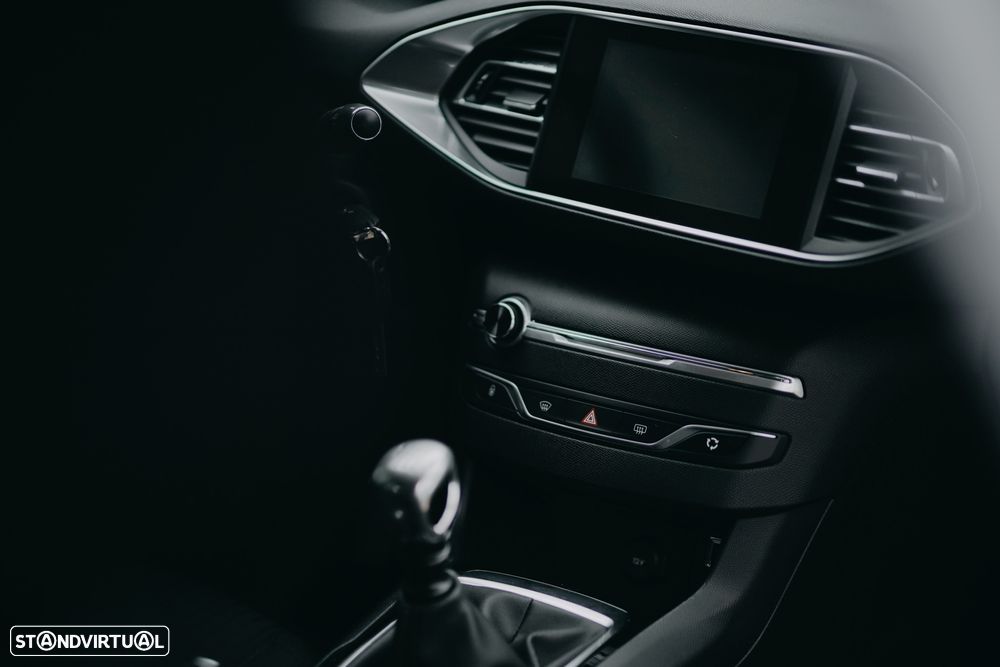 Peugeot 308 SW 1.6 BlueHDi Active - 15